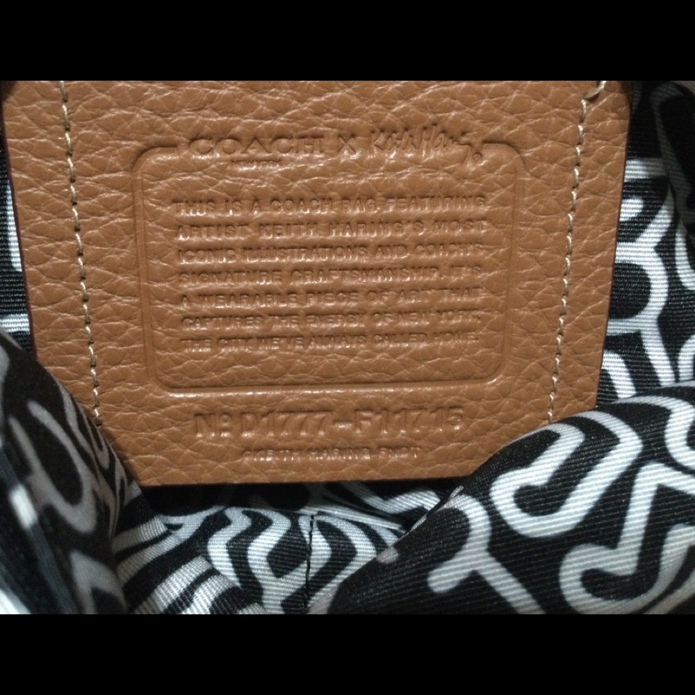 NWT Coach by Keith Haring Leather Messenger Bag - Picture 4 of 9